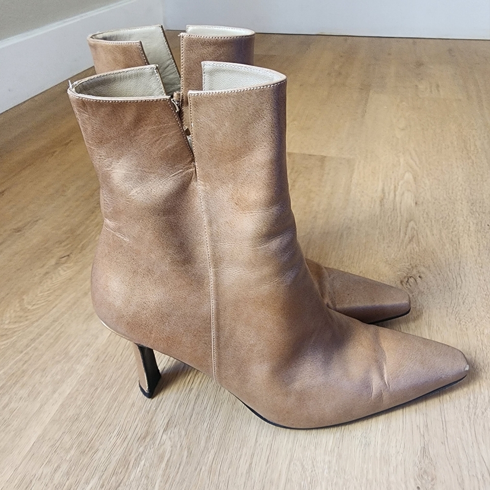 Stuart Weitzman Lust Gold Ankle Boots size 10 - Picture 2 of 5